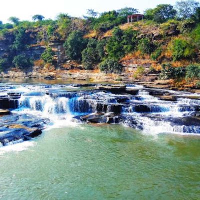 Lakhaniya Dari Waterfalls